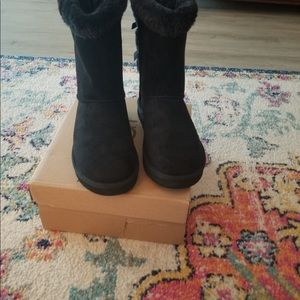 BRAND NEW BLACK UGG BOOTS